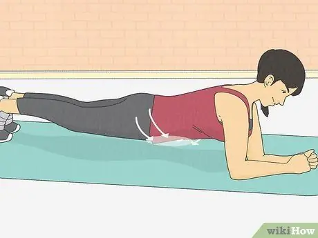 Сделайте отжимания от бедра, шаг 7