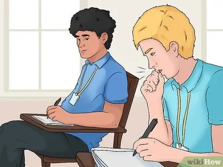 Прикрыть пердеж в старшей школе, шаг 1