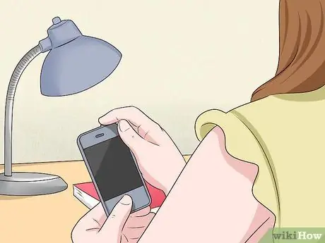 Сосредоточьтесь на школе, а не на мальчиках Шаг 1