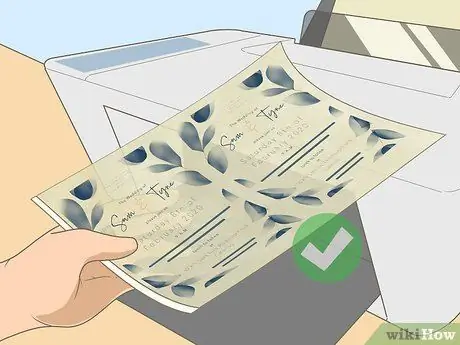 Распечатать полупрозрачные приглашения на свадьбу Шаг 11