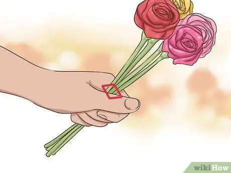 Создание фиолетового свадебного букета. Шаг 14