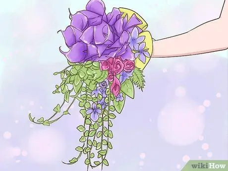 Создание фиолетового свадебного букета Шаг 9