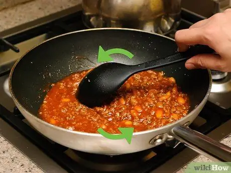 Приготовить пирог с чили в горшочке, шаг 1