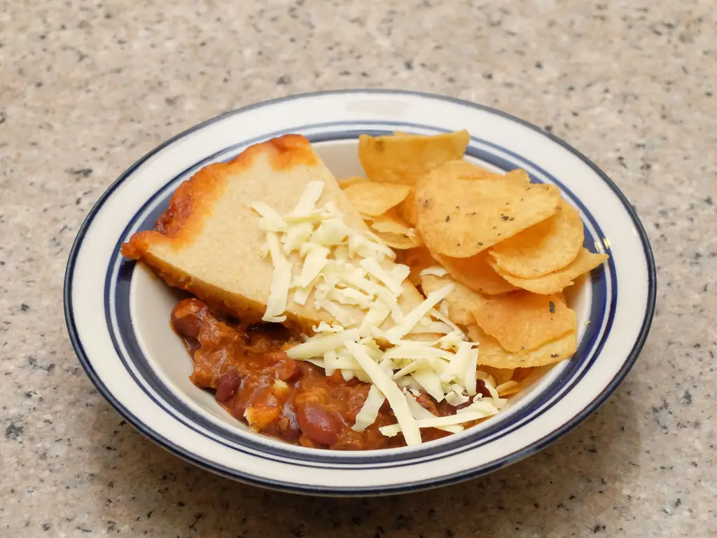 Как приготовить пирог с чили в горшочке: 13 шагов (с иллюстрациями)