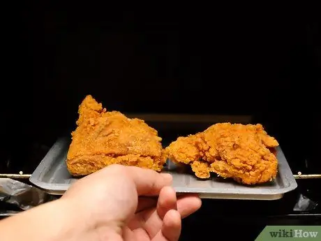 Разогрейте жареную курицу, шаг 3