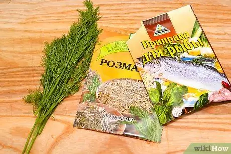 Сложите и запеките рыбу в пергаментной бумаге Шаг 6