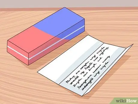 Обманывать тест с помощью ручек или карандашей Шаг 7