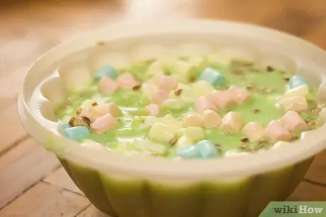 Приготовить салат с желе Шаг 14