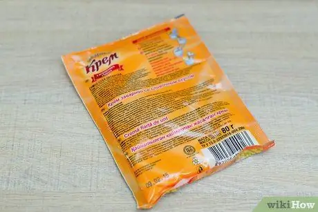 Предотвратить появление кожи на заварном креме Шаг 1