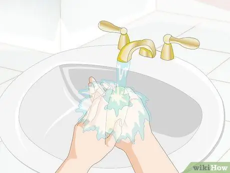 Лечить раны на собаках Шаг 2