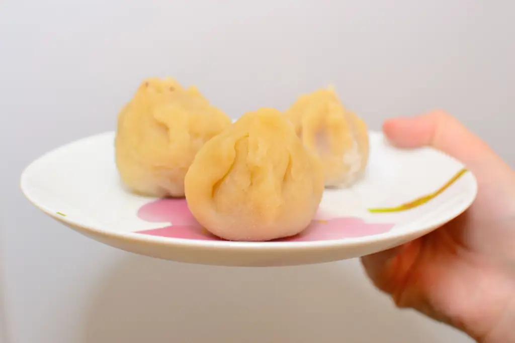 Как приготовить клубничный моти (дайфуку): 9 шагов (с изображениями)