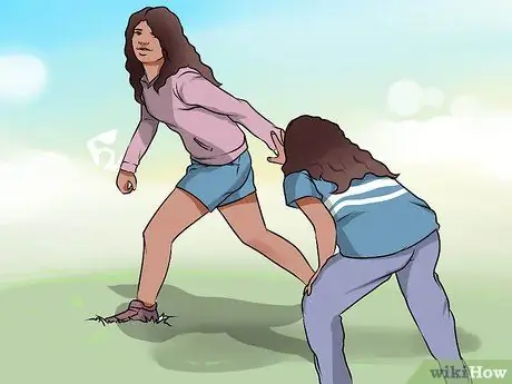 Избегайте скуки с младшей сестрой (дети и подростки) Шаг 1