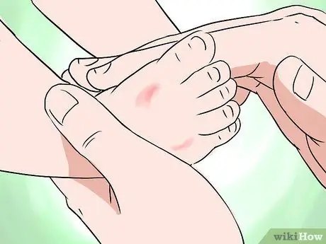 Обеспечьте безопасность своего ребенка, когда он учится ходить Шаг 3