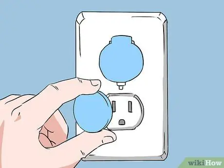 Обеспечьте безопасность своего ребенка, когда он учится ходить Шаг 4 Пункт 3