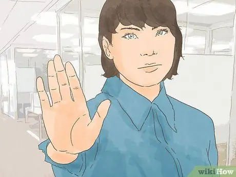 Наберитесь смелости поговорить с девушкой Шаг 9