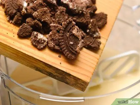 Приготовить мороженое с орео Шаг 8