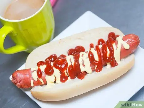 Приготовить хот-дог в микроволновой печи. Шаг 9