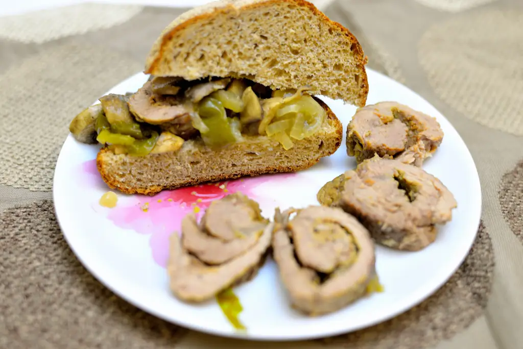 Как сделать немецкий руладен (с иллюстрациями)