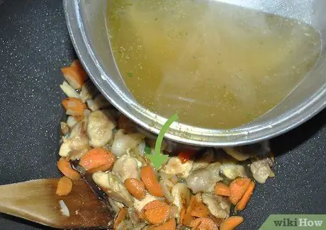 Приготовить рагу из курицы и сладкого картофеля Шаг 8