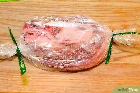 Как узнать, приготовлена ли солонина Шаг 2