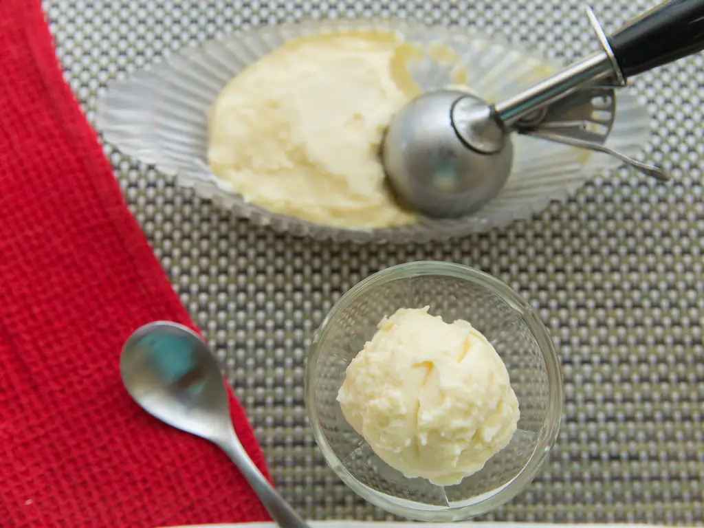 Как приготовить ванильный пудинг (с иллюстрациями)