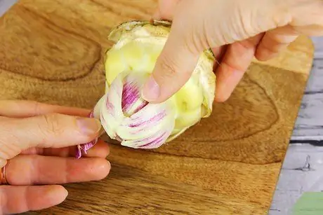 Нарезать артишоки Шаг 6