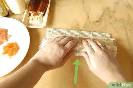 Сделать рулон динамита Шаг 6