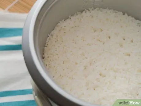 Приготовить суши с лобстером, шаг 1