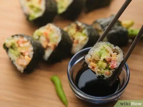 Приготовить суши с лобстером шаг 14