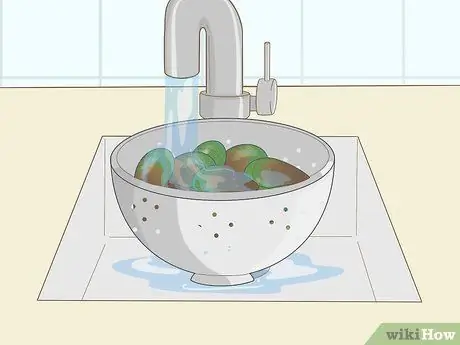 Ешьте сырые мидии Шаг 6