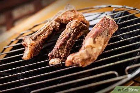 Приготовить жареные ребрышки Шаг 8