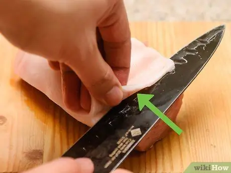 Приготовить свиные шкуры, шаг 2