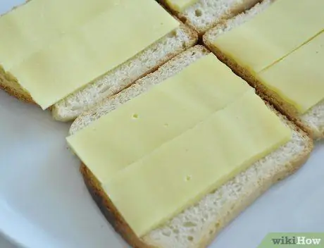 Приготовить сыр на гриле в духовке Шаг 4