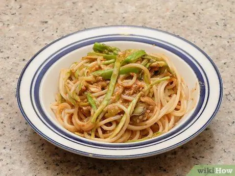 Приготовьте бритую спаржу Шаг 10