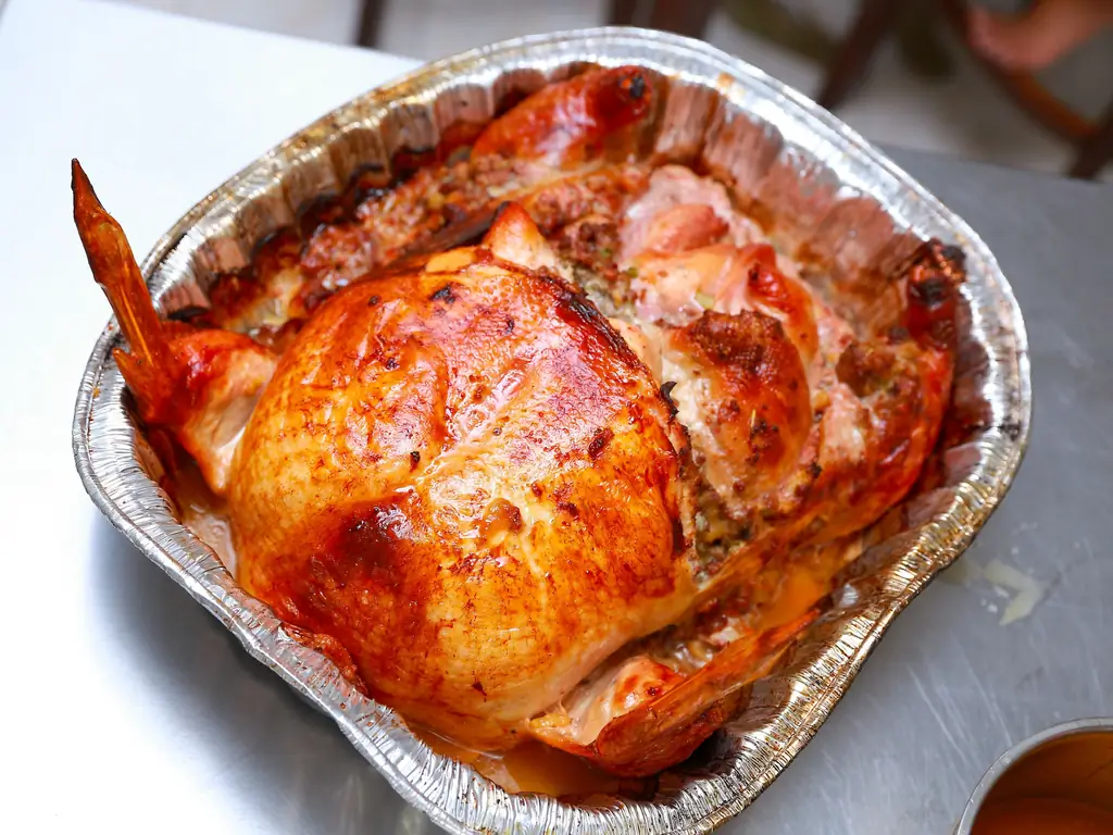 Как пожарить курицу костями (с иллюстрациями)