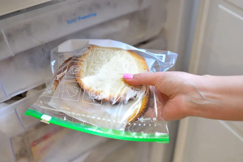 Как хранить хлеб Oopsie: 8 шагов (с изображениями)