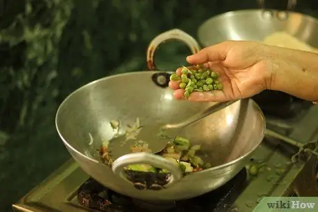 Макияж в стиле Тамил Наду Шаг 9