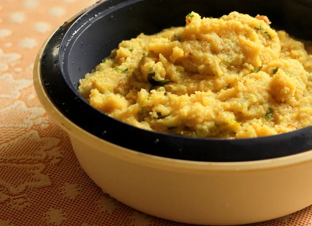 Как сделать Упма в стиле Тамил Наду (с картинками)