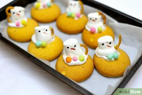 Приготовить расплавленное печенье снеговиков Шаг 10