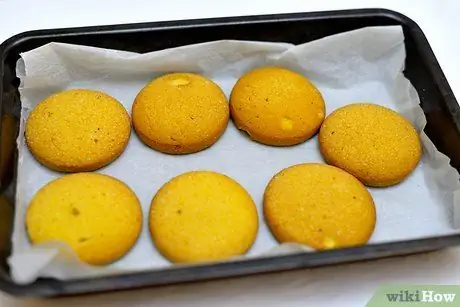 Приготовить расплавленное печенье снеговиков Шаг 5