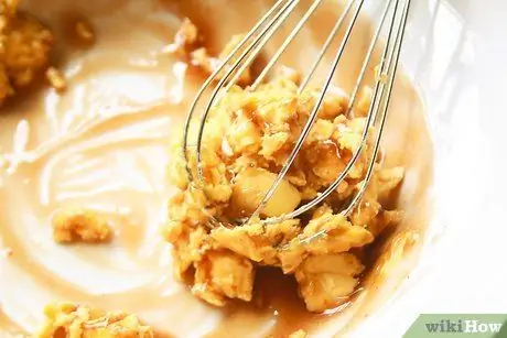 Приготовьте медовое масло, шаг 3