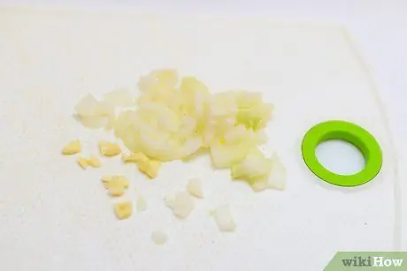 Приготовьте коллард с зеленью в южном стиле, шаг 1