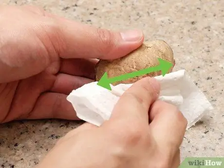 Очистить грибы шиитаке, шаг 1