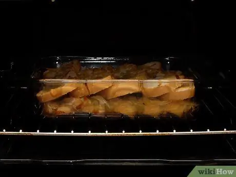 Приготовить французскую запеканку с луковым супом, шаг 15