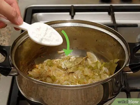 Приготовить французскую запеканку с луковым супом, шаг 5