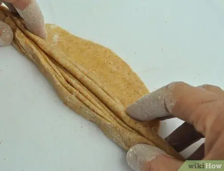 Сделайте Лачха Паратху, шаг 7