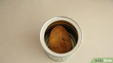 Приготовьте печеный картофель на плите Шаг 3