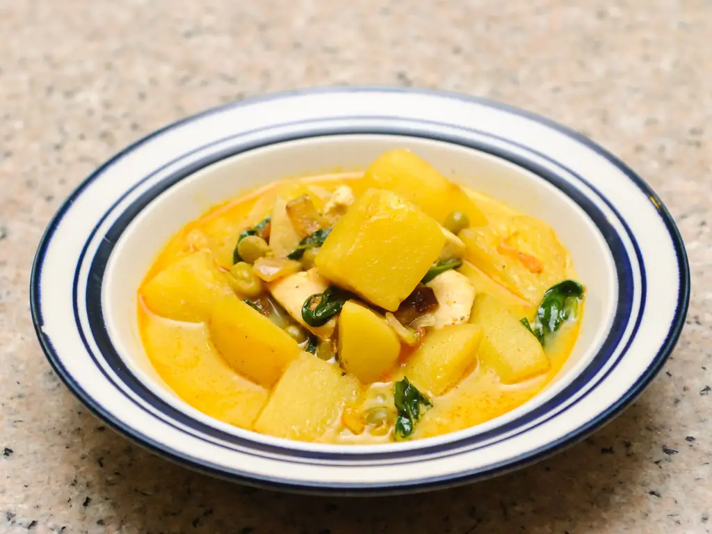 3 способа сделать карри из картофеля