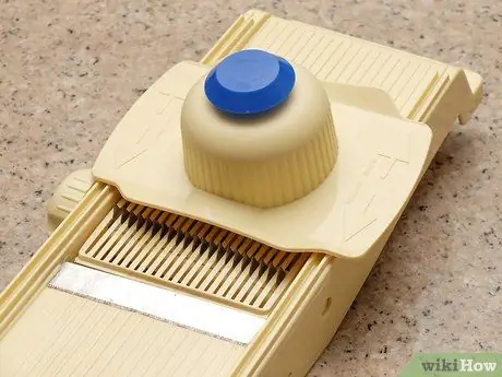 Приготовить суп Zoodle Шаг 3