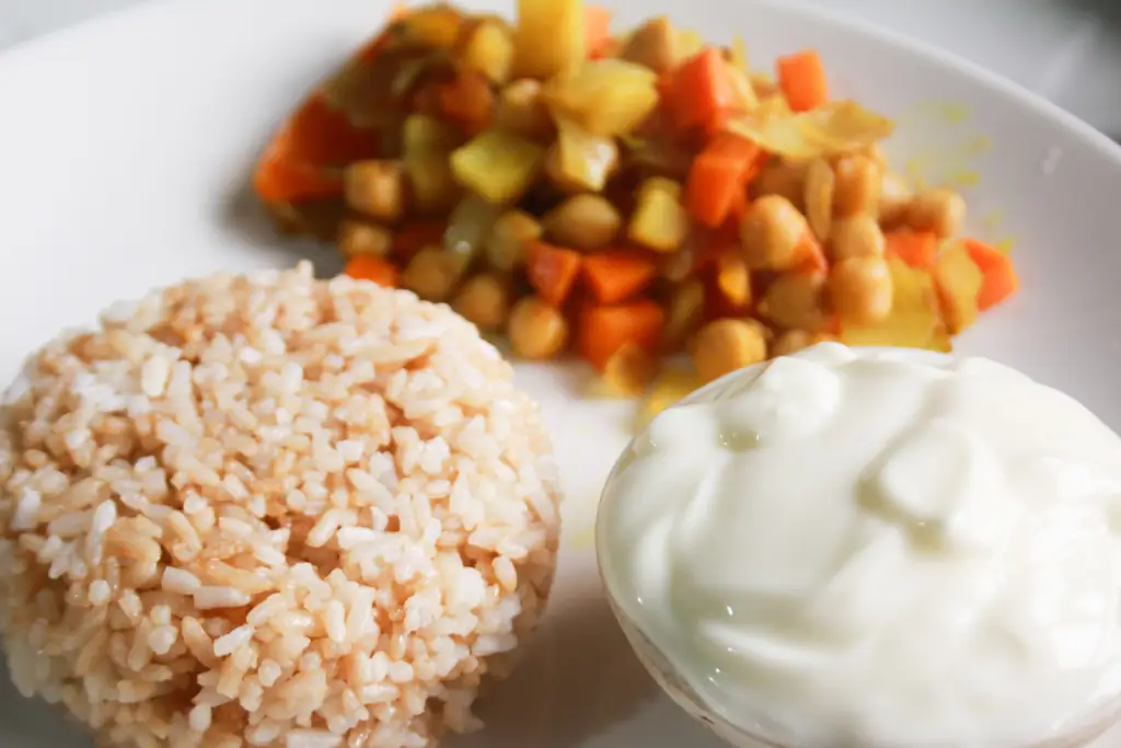 Как приготовить рагу из нута: 9 шагов (с иллюстрациями)